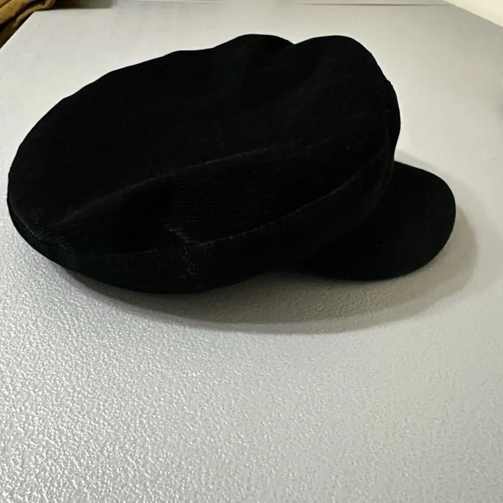 Black Zara Newsboy Cap. Womens Medium